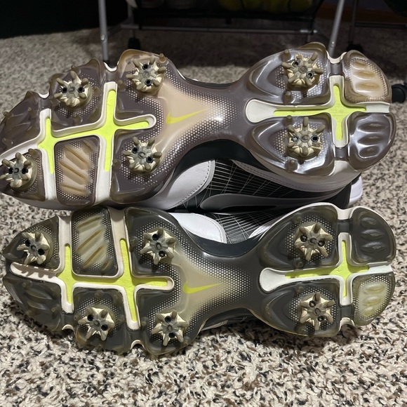 Nike Lunar Control ll EUC - Picture 2 of 2